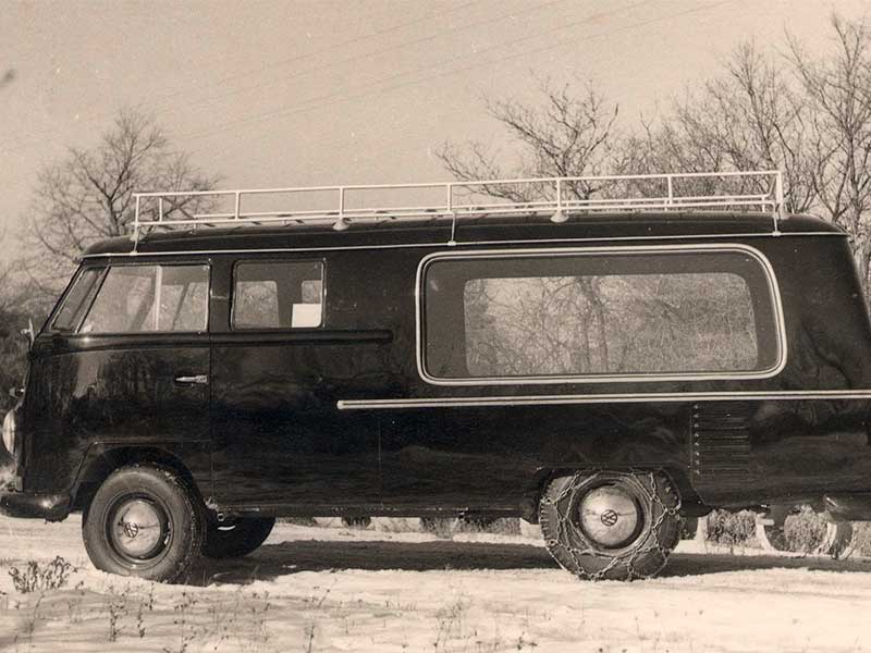 VW-Bus_quer
